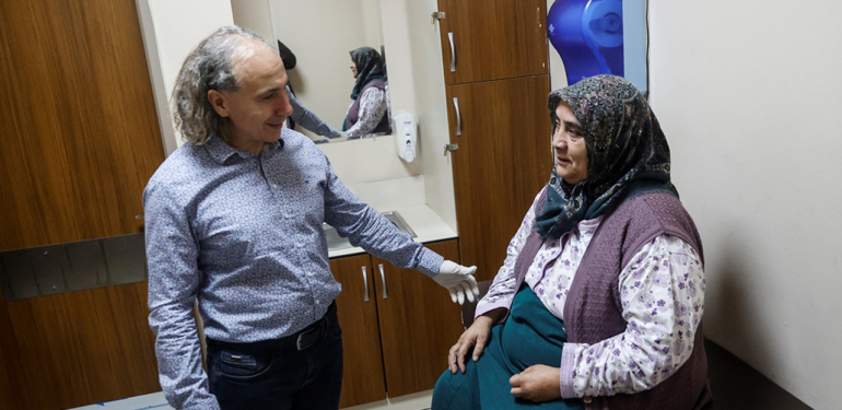 Ameliyattan korkan kadının vücudundan çıkan şey hayrete düşürdü! ’21 yıldır böylesini görmedim’