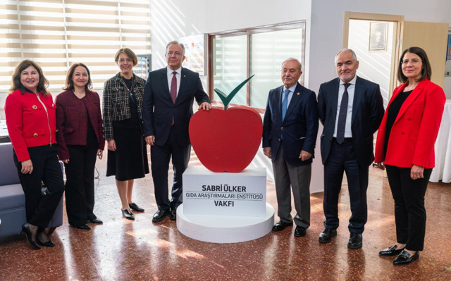 Hacettepe Üniversitesi ve Sabri Ülker Vakfı, “Gıda ve Beslenme Okuryazarlığı Uygulama Alanı” için iş birliği yaptı - Resim: 0
