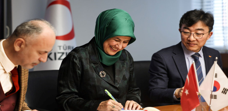 Türk Kızılay ile Güney Koreli şirket, plazmadan ilaç üretim tesisi kurmak için anlaşma imzaladı